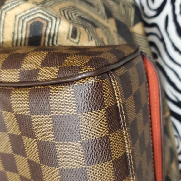 LOUIS VUITTON DAMIER PRINT MESSENGER BAG BAND NEW!!! NEVER USED!! - Picture 11 of 13